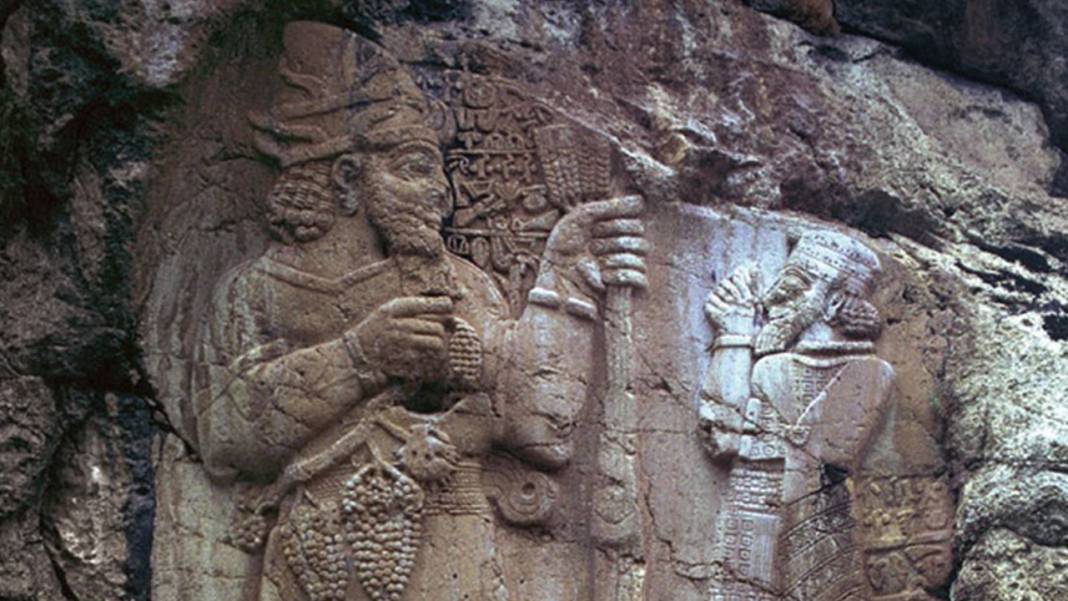 Meğer Konya Hititlerin de buğday ambarıymış! Bolluk dualarını Konya'da taşa kazımışlar 12